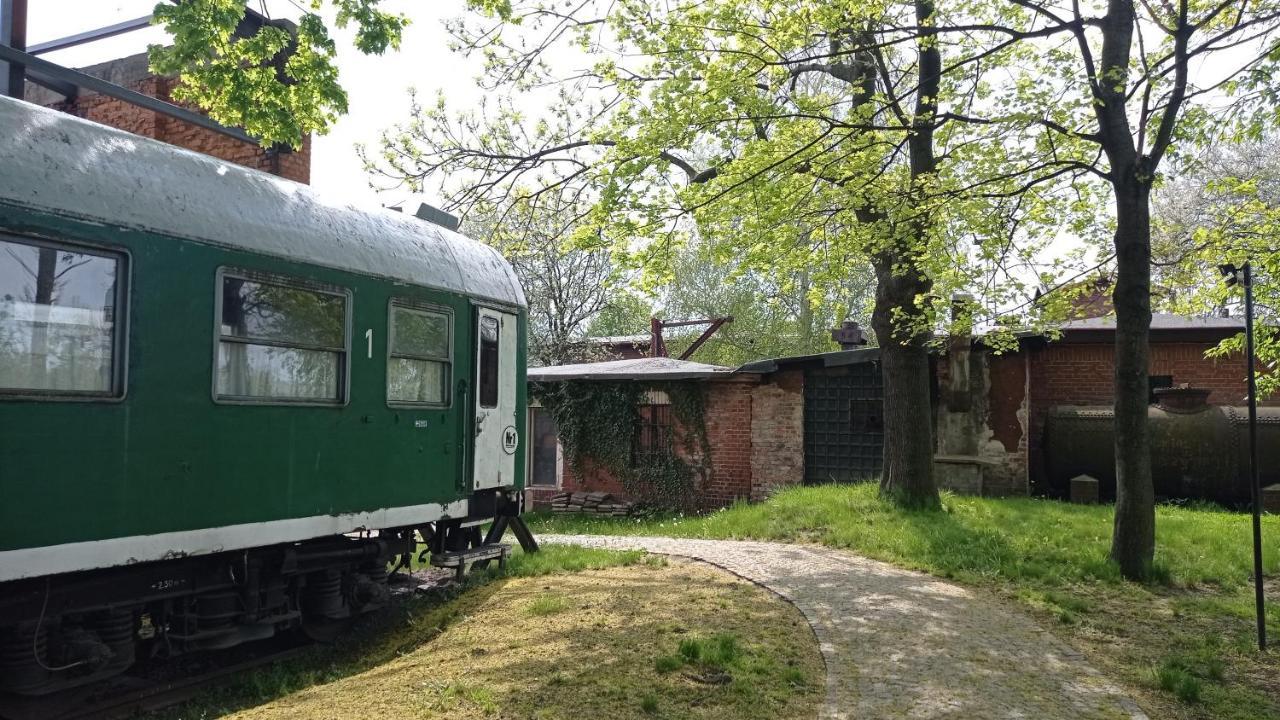 Jaworzyna Slaska Wagony Sypialne W Muzeum Kolejnictwa酒店 外观 照片
